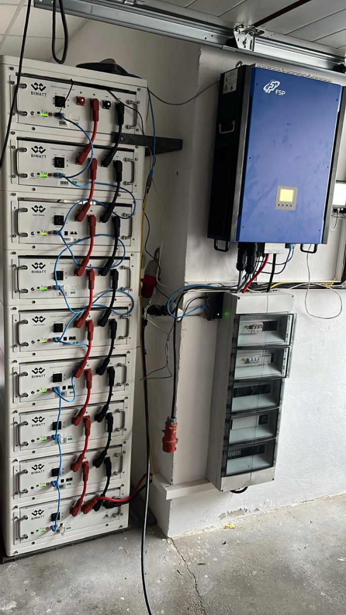 Project01_Parallelschaltung_9Module_with_Sodium-Ion_Salt_battery