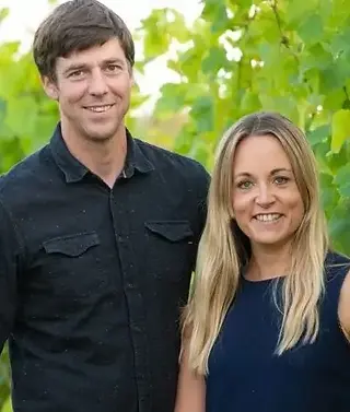 Flint Vineyard - Hannah & Ben Witchell.webp