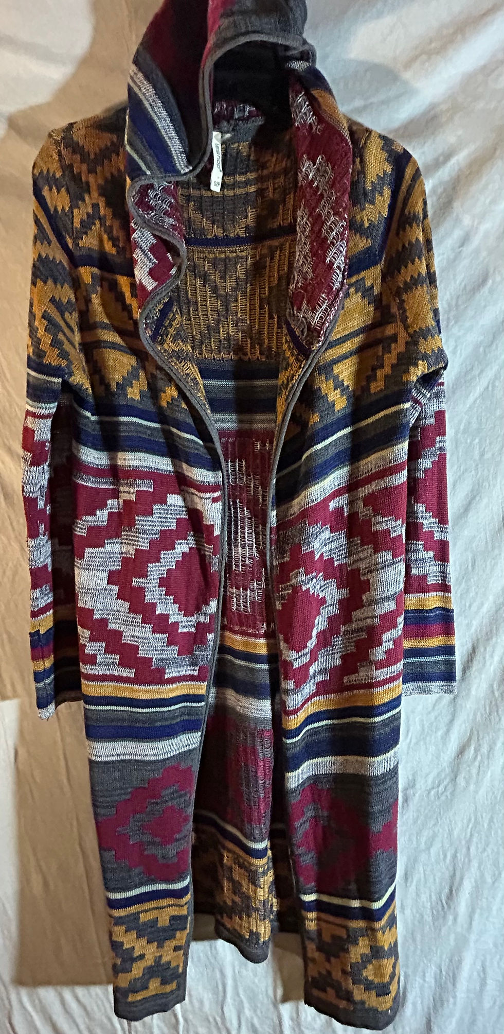 Hooded cardigan with Southwestern pattern