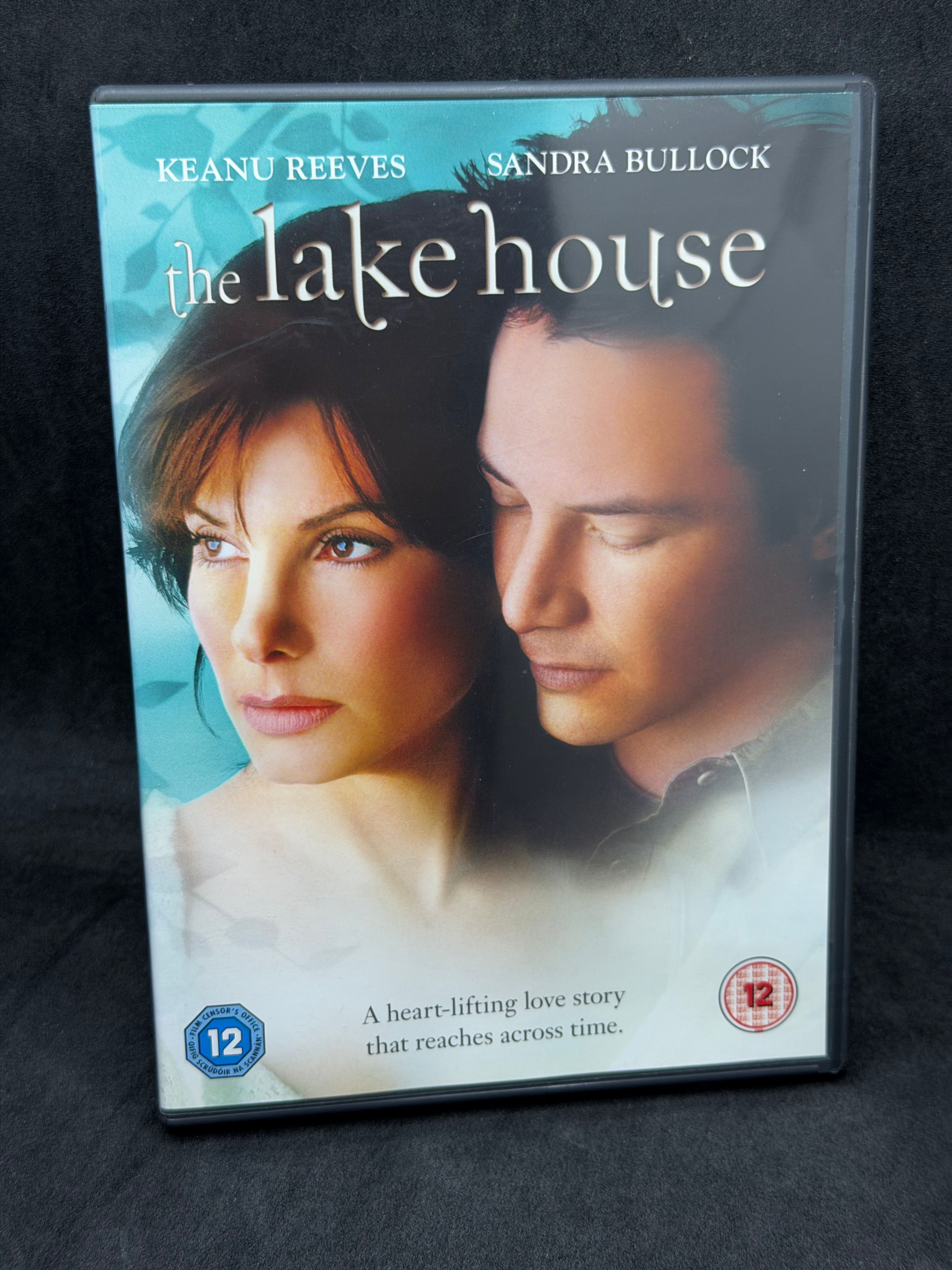 The Lake House (2006)