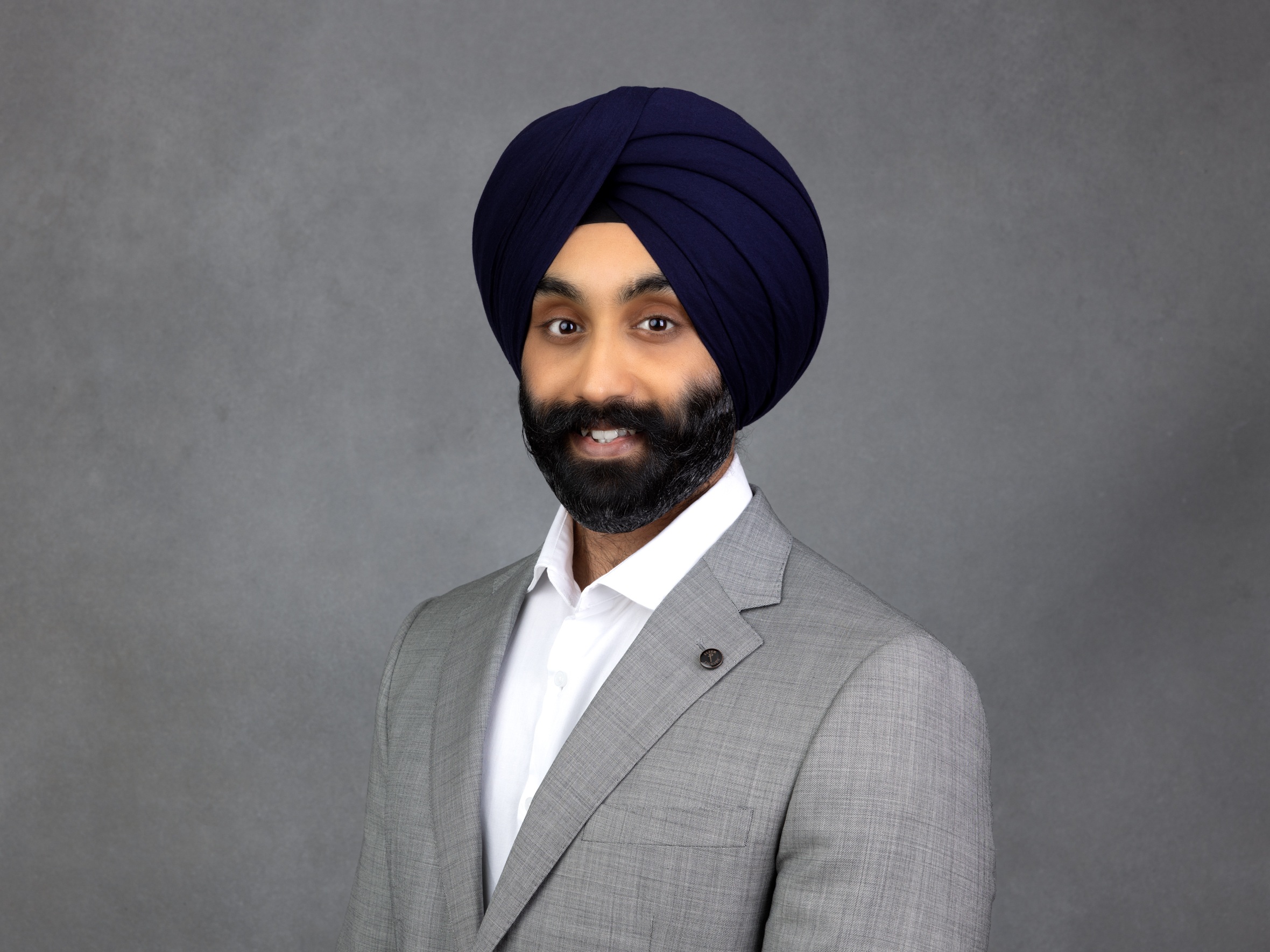 Westend Photography Headshot- Gagan Low Res 1(1).jpg