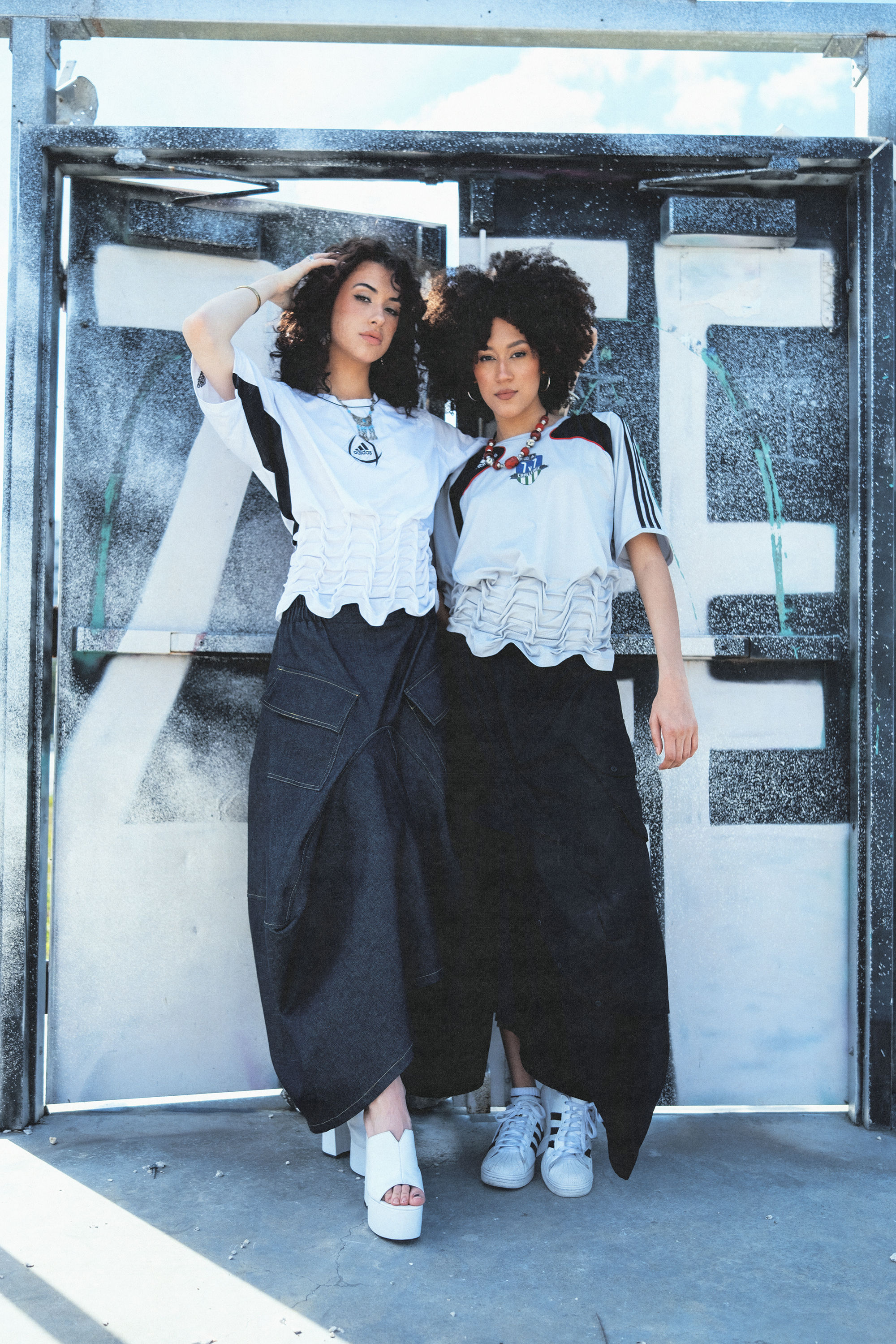 VLACKBOOK Vintage hand Smocked Jersey