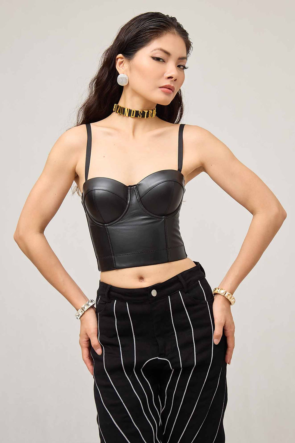 D260502B_-_Meaz_Leather_Corset_Black_by_GUZUNDSTRAUS_-_0.jpg