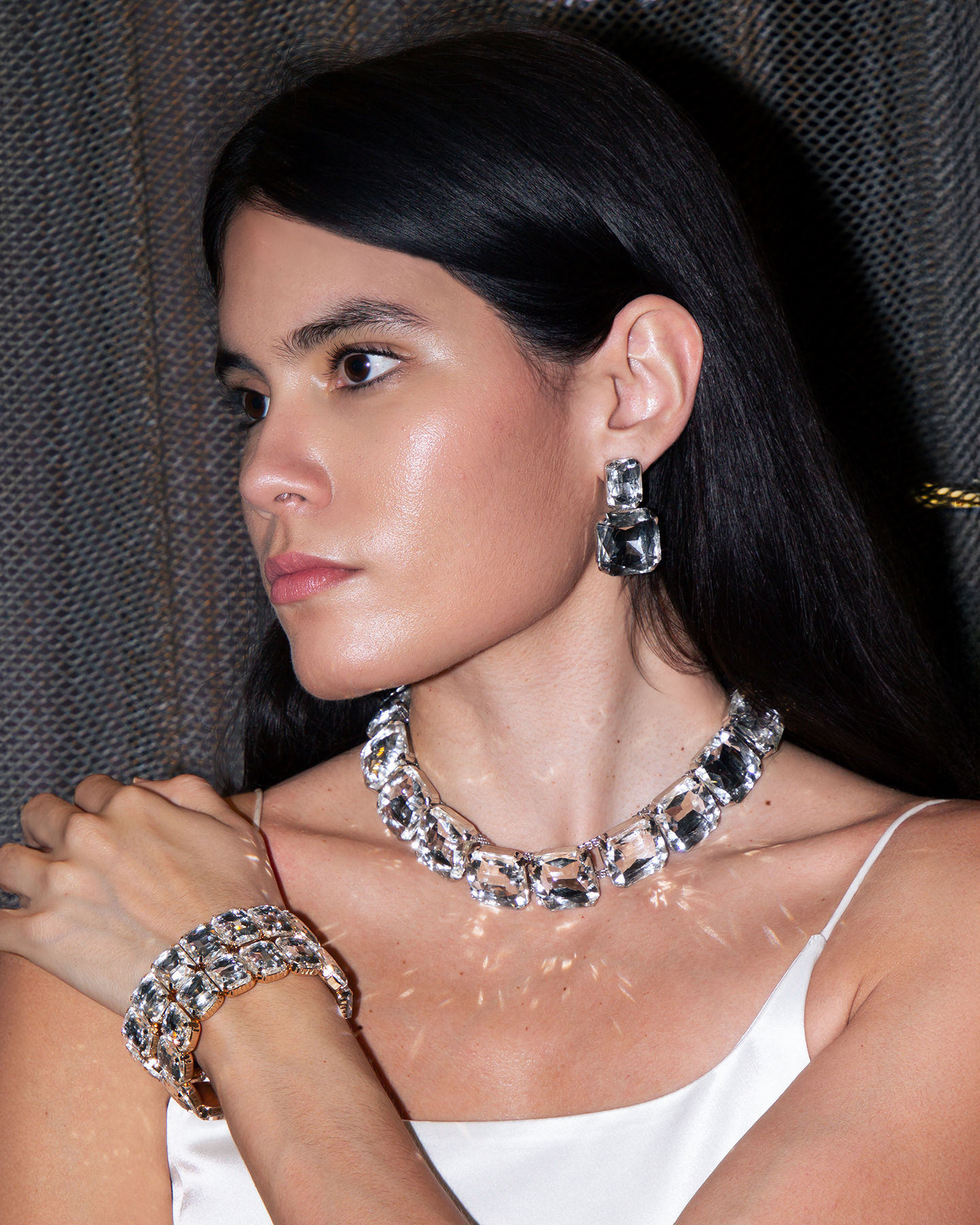 GUZUNDSTRAUS Squared Crystal Stretchable Bracelet Doubled