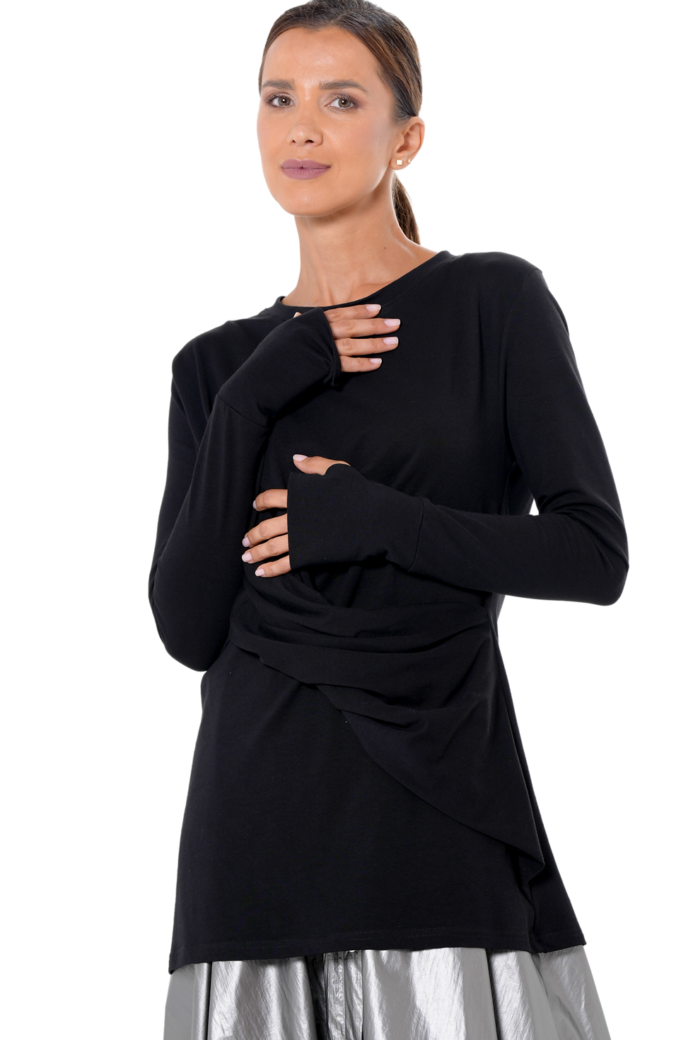 Metamorphoza Cotton Slim Fit Top With Thumbhole Sleeves in Black