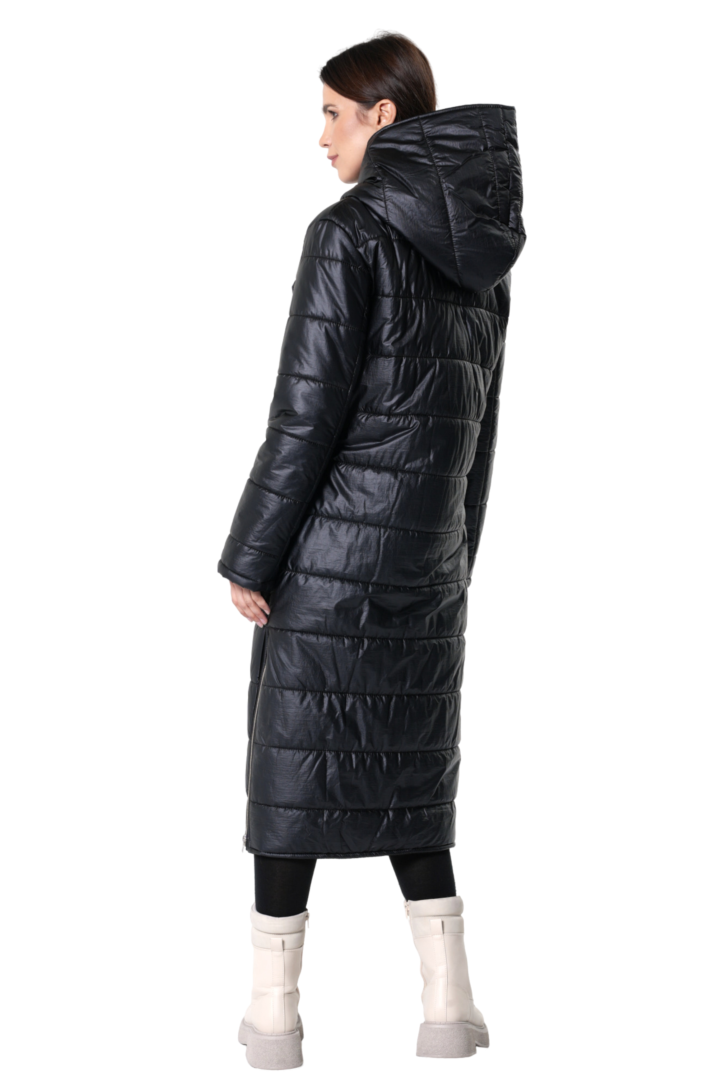 Metamorphoza Long Puffer Jacket with Oversize Pockets in Black