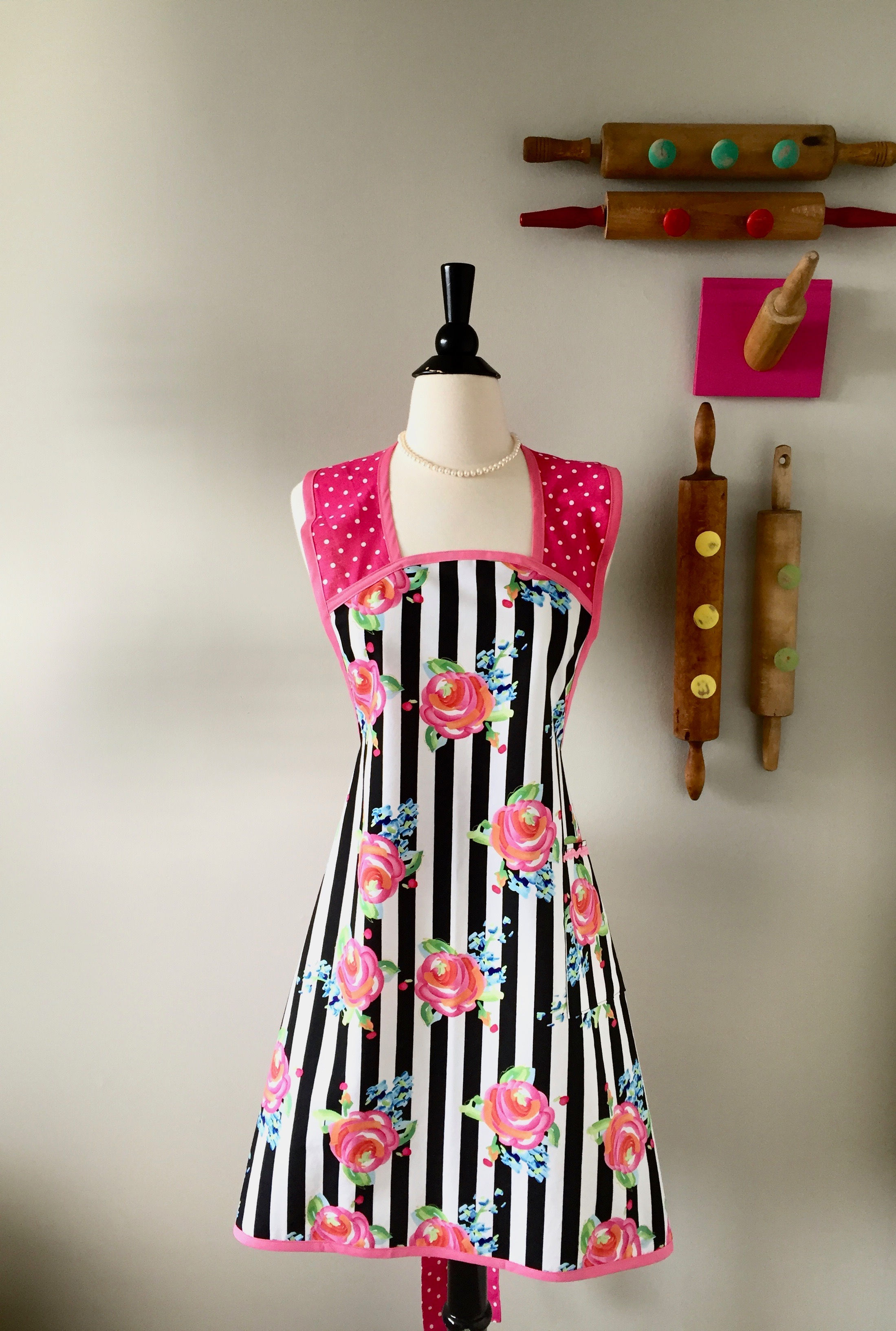 Retro Apron 1940's Style Spring Apron