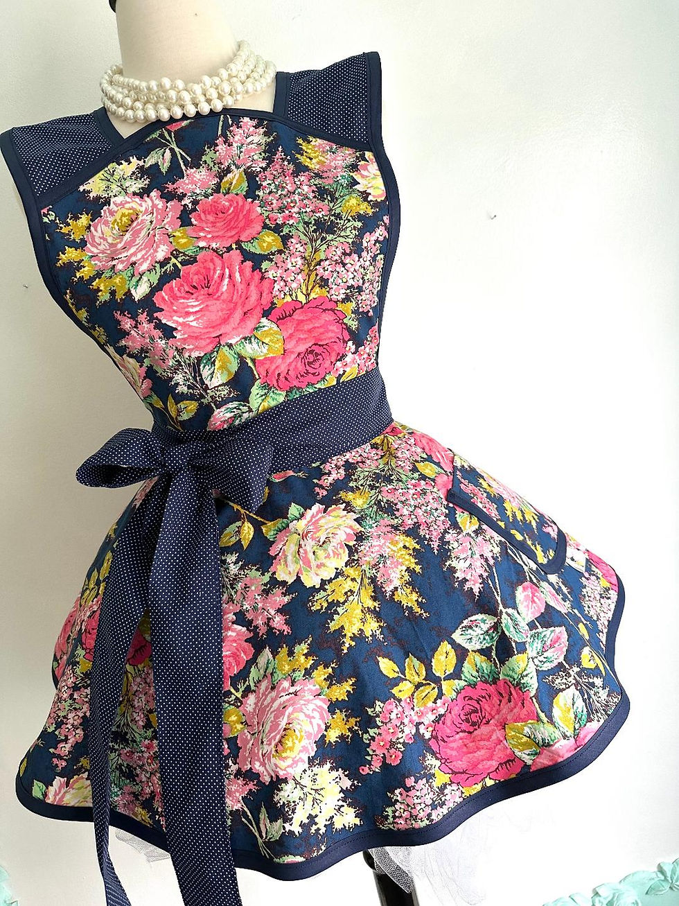 Thumbnail: Navy Floral Retro Circle Skirt Apron