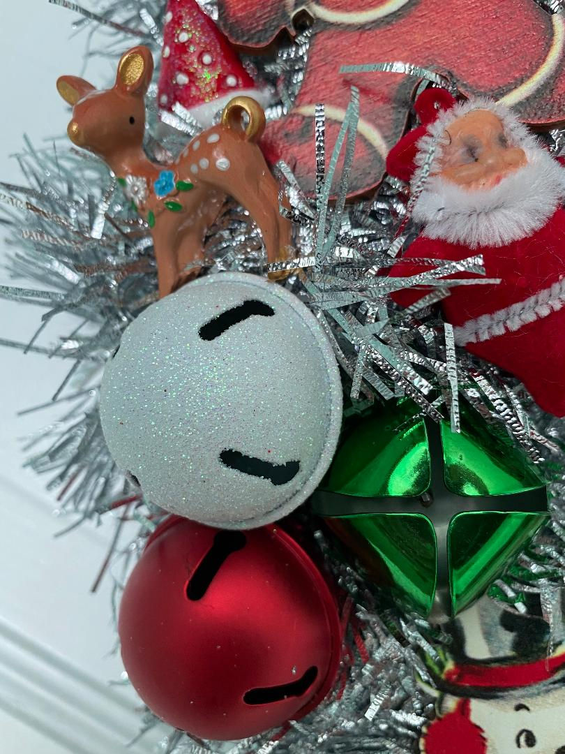 Thumbnail: Retro Kitsch Christmas Wreath #4
