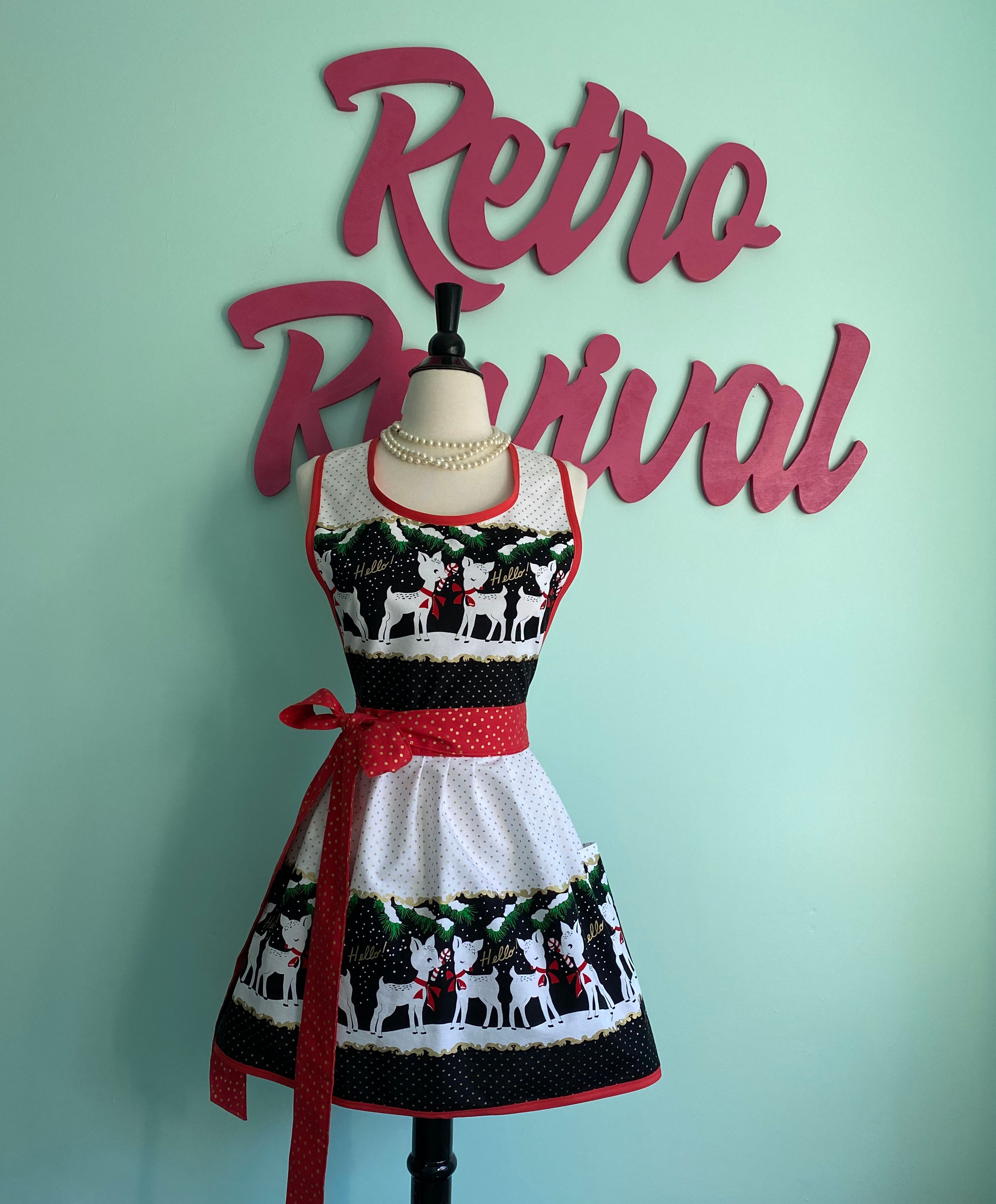 Hello Deer Retro Christmas Apron