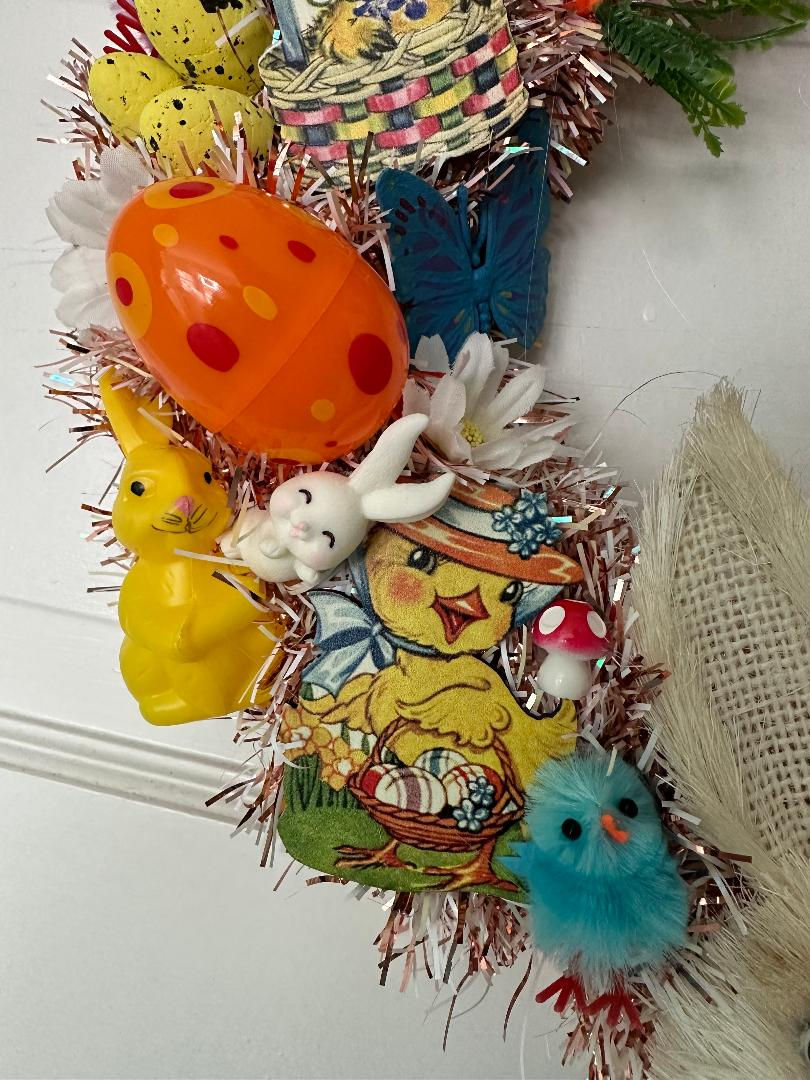 Thumbnail: Retro Kitsch Easter Wreath