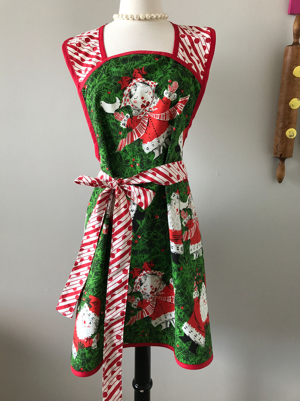 Thumbnail: Retro Apron Vintage Santa 1940's A-Line