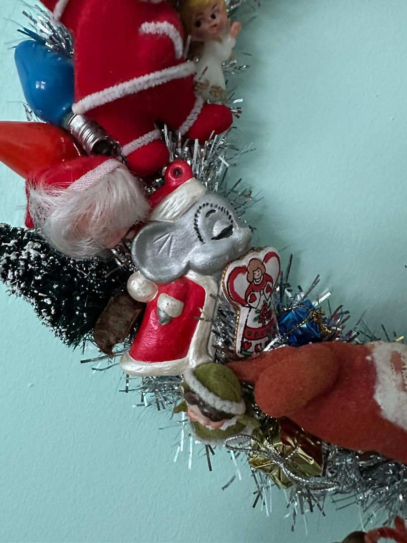 Thumbnail: Tinsel Vintage Kitsch Christmas Wreath
