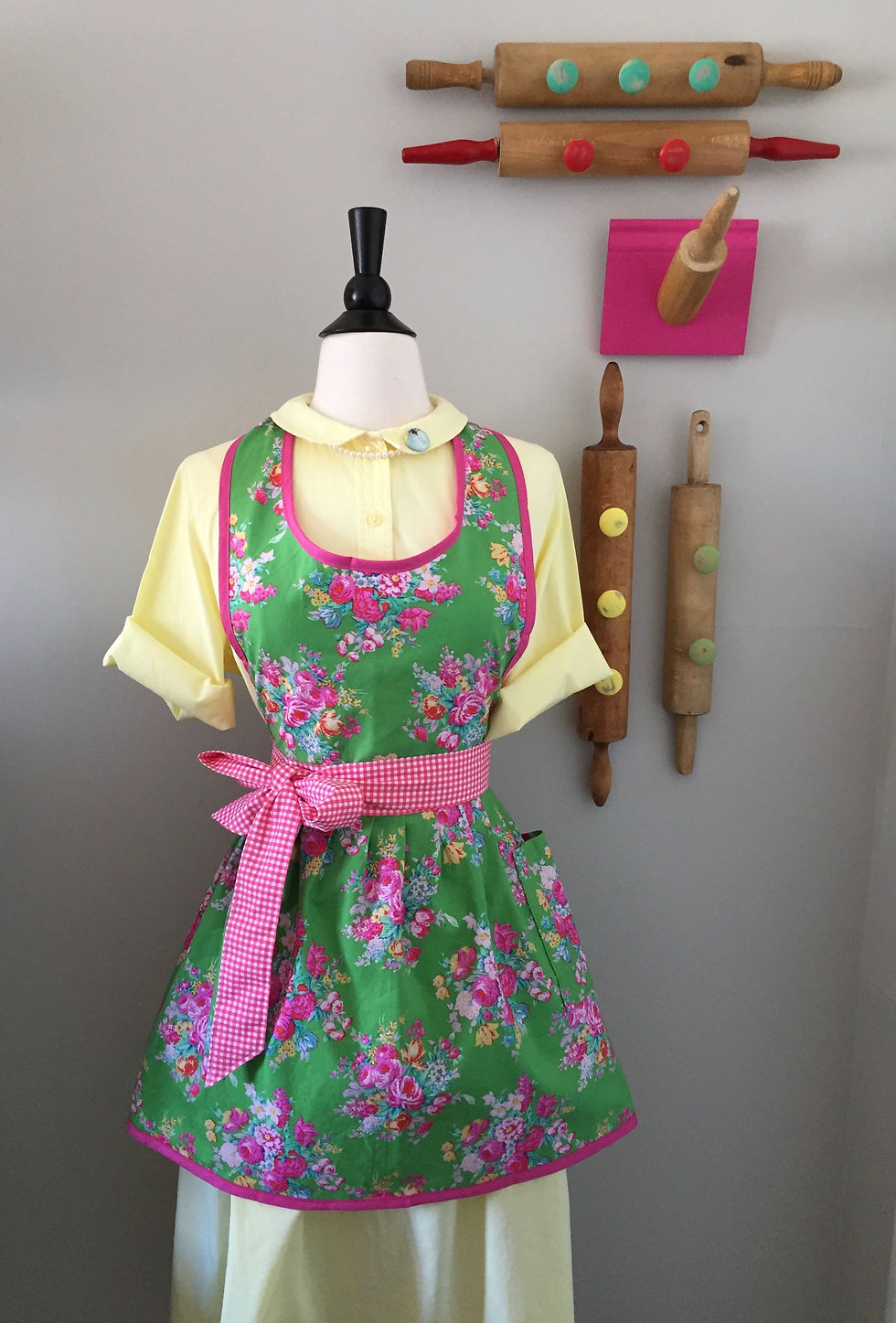 Retro Apron Spring Green Apron