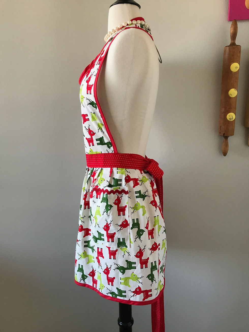 Thumbnail: Retro Apron Oh Deer Christmas Apron