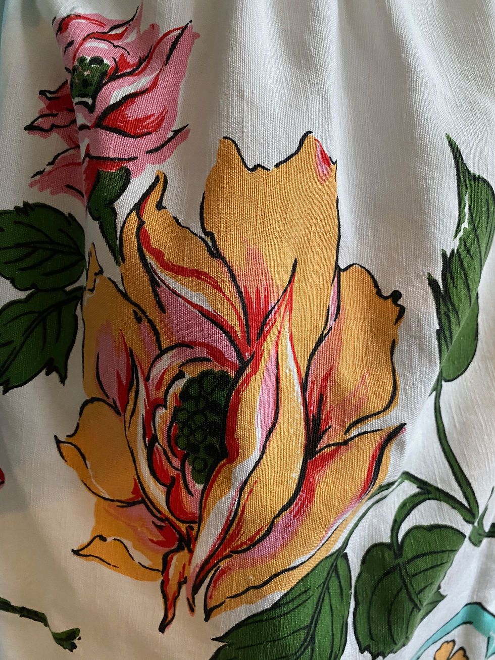 Thumbnail: Big Bold Roses Vintage Tablecloth Apron