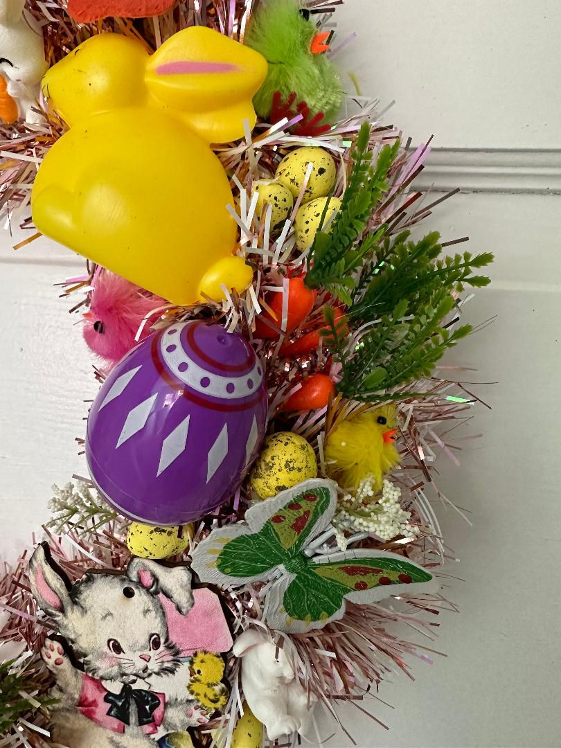 Thumbnail: Retro Kitsch Easter Wreath #2