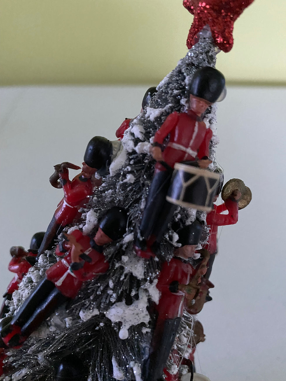 Thumbnail: Vintage Christmas Toy Soldiers Decoration Centerpiece in Jello Mold