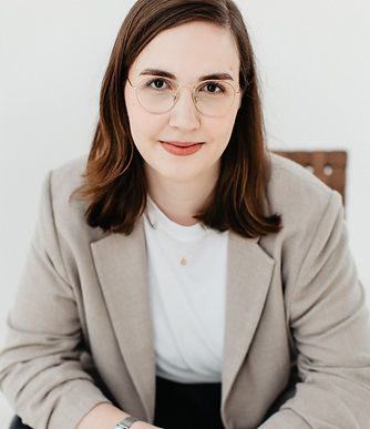 Portrait von Stimmtrainerin Paula Müller-Laupert