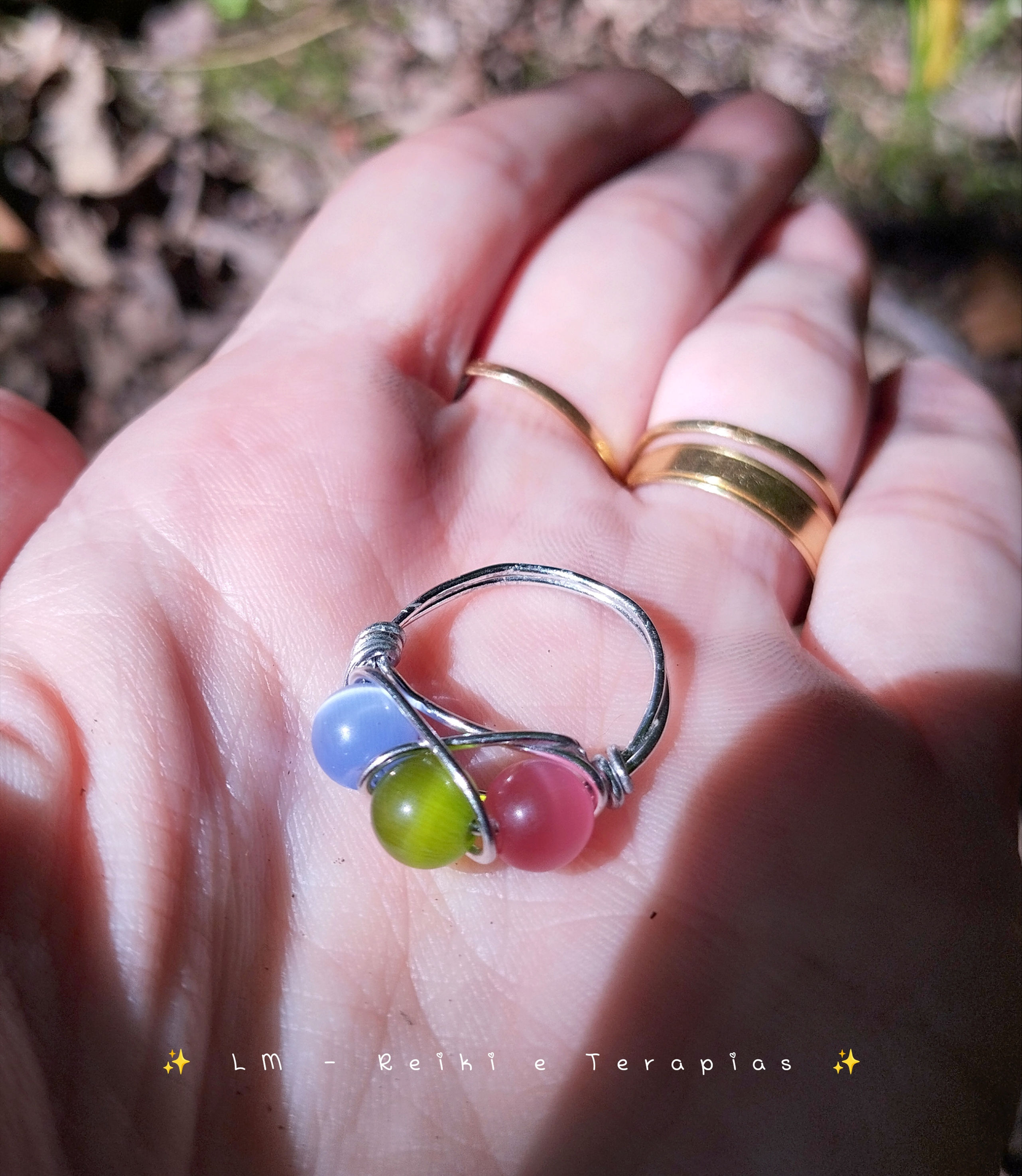 Anéis terapêuticos com 3 cristais [therapeutic rings with 3 crystals]