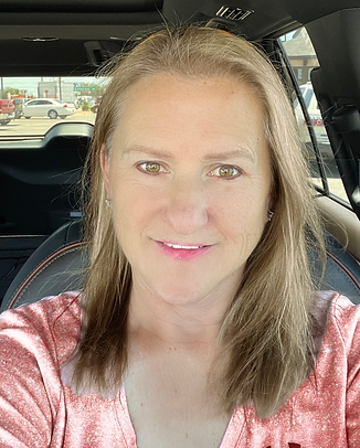 Facetune_10-09-2022-08-51-22.heic