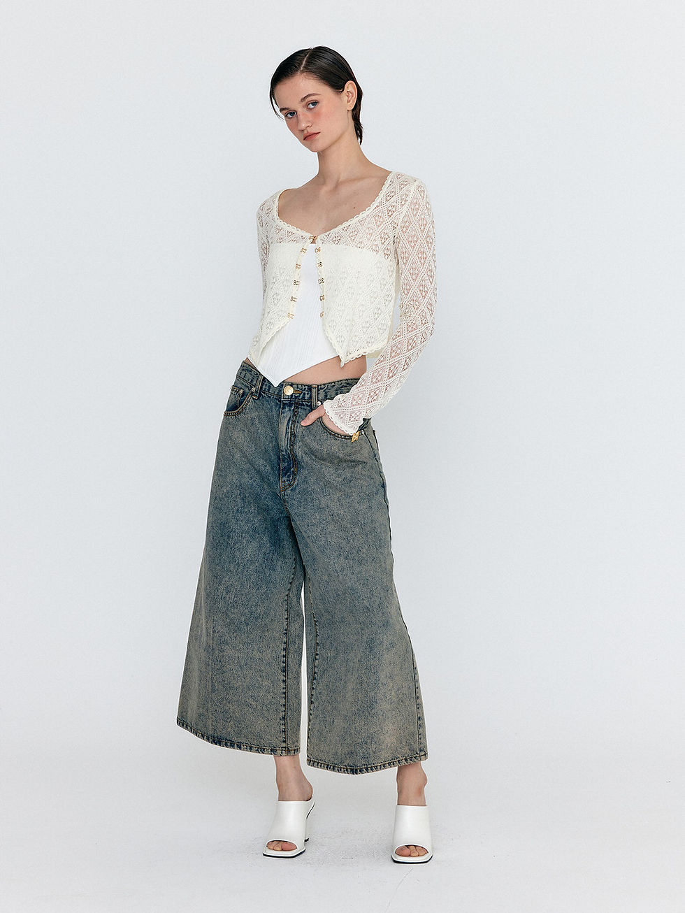 Thumbnail: Diamond-Lace Cardigan