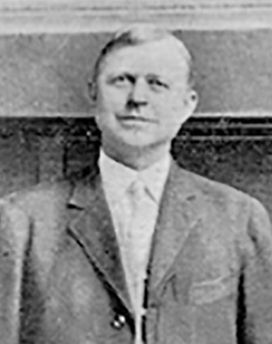 Thomas Luck contributed
to town’s best-dressed list