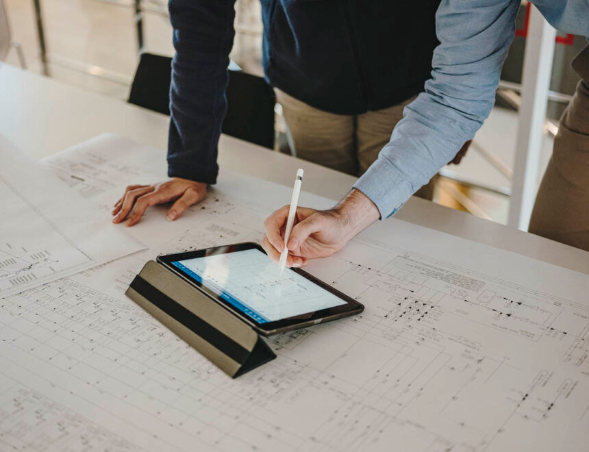 Project Management of a Refit Prject for yachts between 55' and 80'