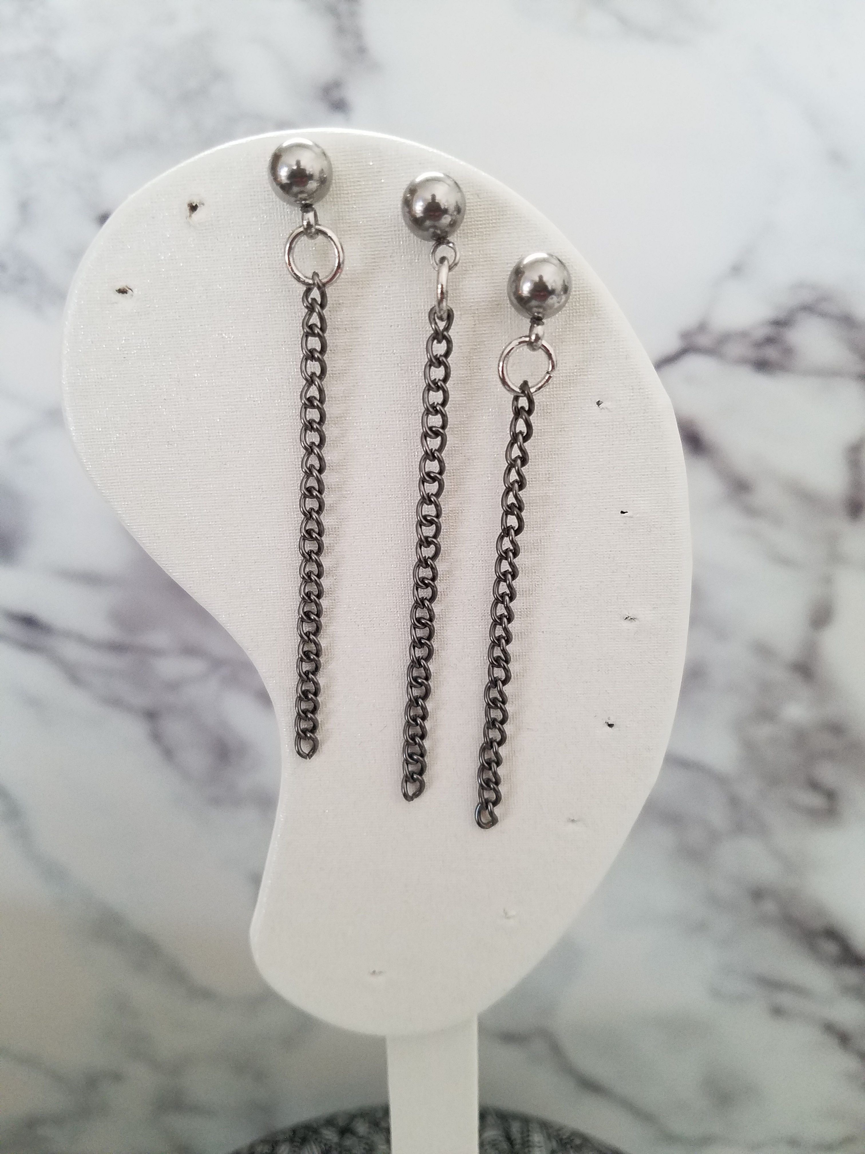 DARK GUNMETAL DROP EARRINGS