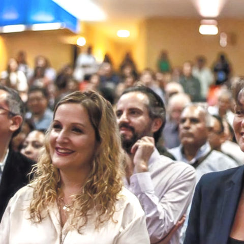 Asociación Mexicana de Resiliencia y Fernando Hernández Avilés en conferencia de resiliencia