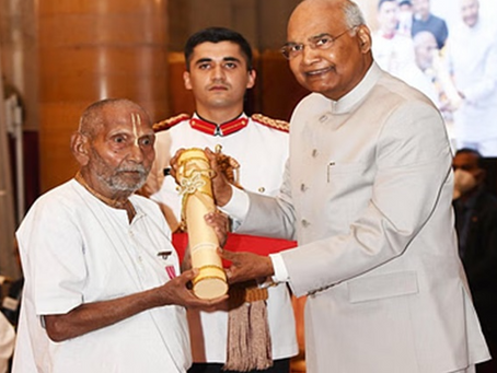 Padma Shri Yoga Practitioner Baba Sivanand Passes Away at 128 in Varanasi