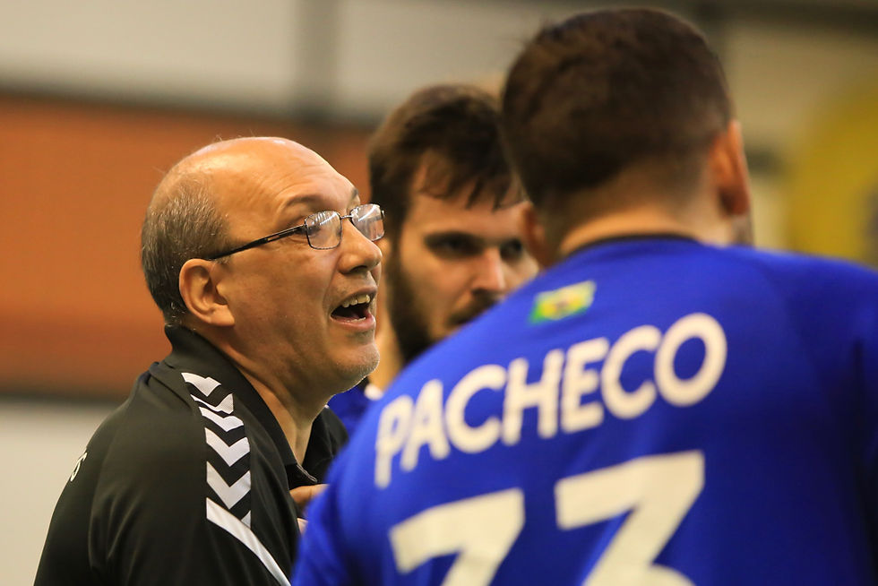 Sérgio Hortelan, técnico do EC Pinheiros. (foto Cinara Piccolo/Photo&Grafia)