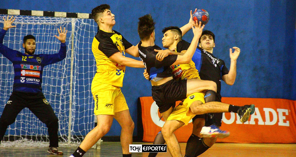 Jogo disputado palmo à palmo. (foto André Pereira / Tchê Esportes)