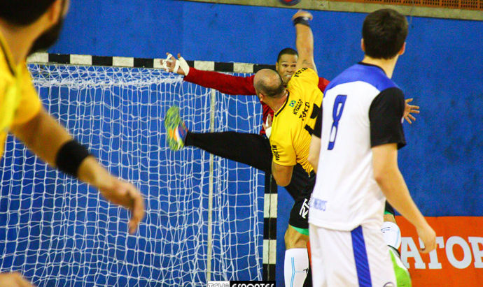 Taubaté vence Pinheiros em estreia na Liga Nacional Masculina