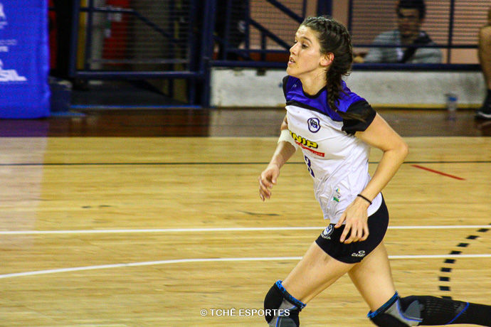 Juliana Lima, do Pinheiros. (foto André Pereira / Tchê Esportes)