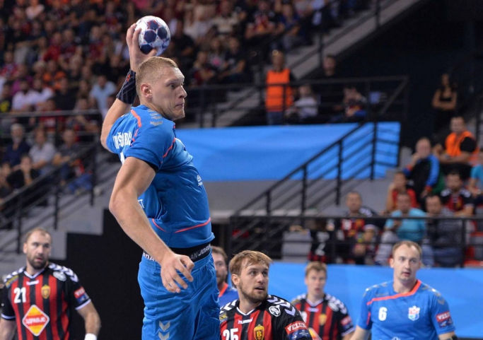 Kristopans, lateral direito do Vardar, 26 anos e 2m e 13cm de altura. (foto divulgação RK Vardar)