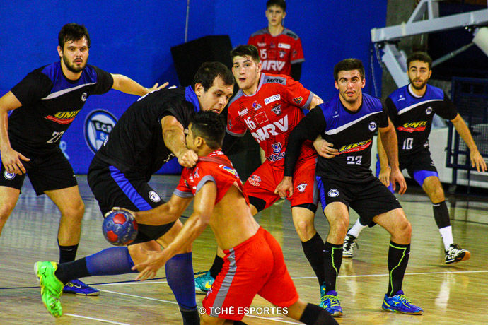 Metodista vs Taubaté (foto André Pereira / Tchê Esportes)