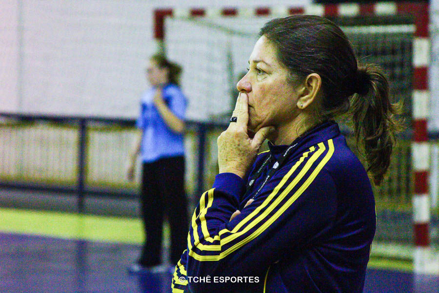 Jaqueline, técnica da ACH. (foto André Pereira / Tchê Esportes)