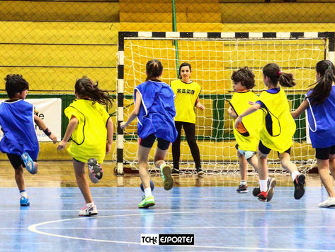 Os benefícios do mini-handebol