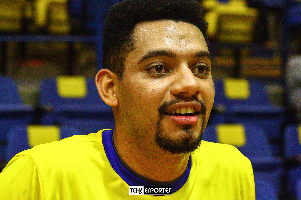 Alecssander Jacaré, novo reforço da Hebraica. (foto André Pereira / Tchê Esportes)