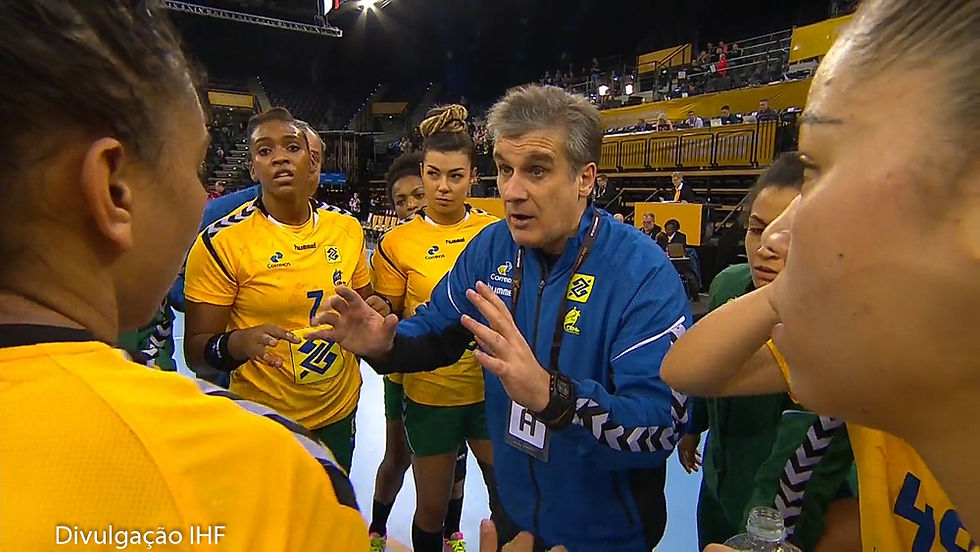 Jorge Dueñas, técnico da Seleção Brasileira Feminina de Handebol. (foto reprodução IHF)