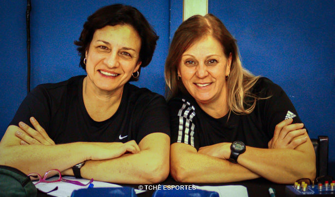 Claudia Bignardi (secretária) e Silvana Souza (cronometrista). (foto André Pereira / Tchê Esportes)