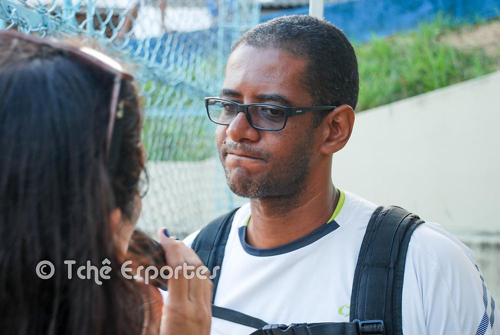 Fábio Marques, técnico do Guarujá (foto André Pereira / Tchê Esportes)