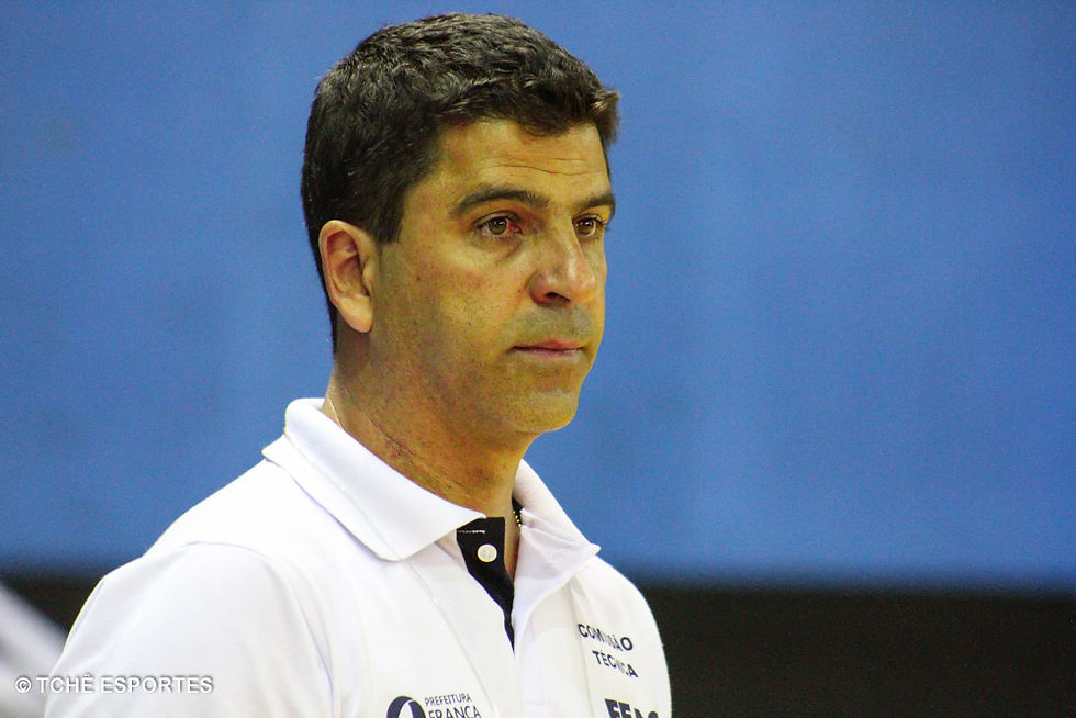 Anderson Carneiro, técnico de Franca. (foto arquivo Tchê Esportes)