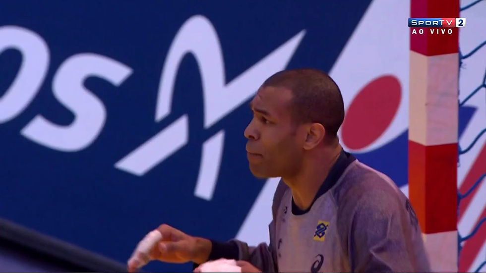 Goleiro Maik entrou no segundo tempo (foto reprodução Sportv)