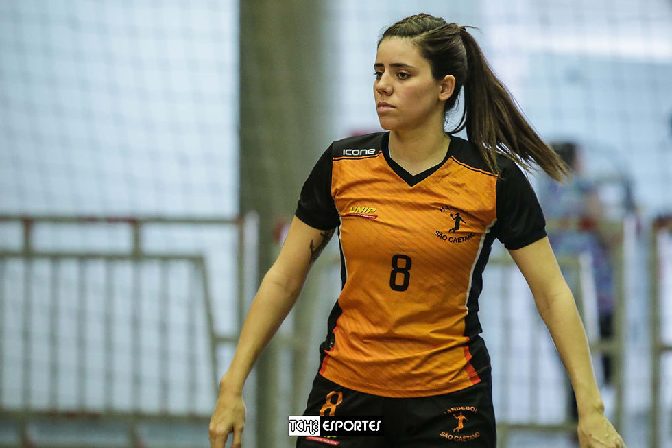 Carol Fajardo, pivô do São Caetano em 2016. (foto arquivo Tchê Esportes)