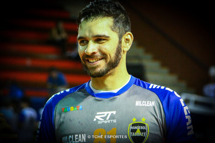 Rick Miles, goleiro do Taubaté. (foto arquivo Tchê Esportes)