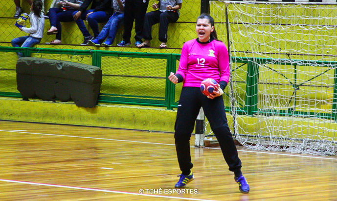 Naira Almeida, goleira do Santo André. (foto Marcio Rodrigues / Tchê Esportes)