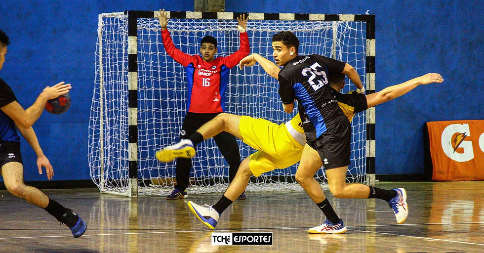 Final do Brasileiro Juvenil: Pinheiros(SP) vs Taubaté(SP). (foto André Pereira / Tchê Esportes)