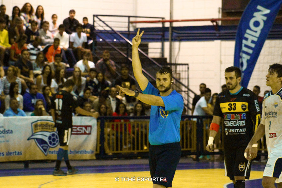 Adriano Rocha, Arbitro. Foto: André Pereira / Tchê Esportes